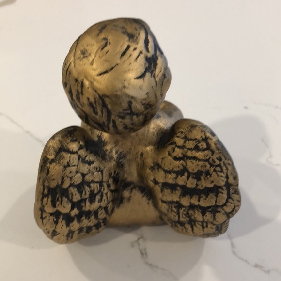 Gilded Angel Cherub Angels Figurines Chalkware Made in Taiwan Ceramic set (2) 4” - Picture 7 of 9